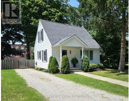 90 RAGLAN STREET - 36