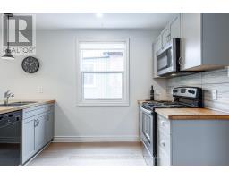 41 WELL STREET - 10
