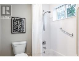 41 WELL STREET - 24