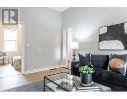 41 WELL STREET - 6