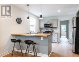 41 WELL STREET - 7