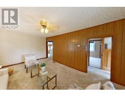 37 FRONT ROAD - 16