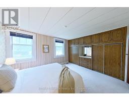 37 FRONT ROAD - 19