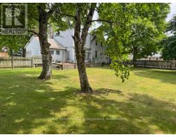 600 FISHLEIGH STREET - 17