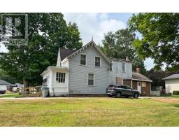 600 FISHLEIGH STREET - 2