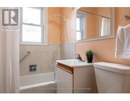 71 CORIANO STREET - 13