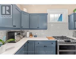 236 ANDREW STREET - 6