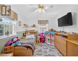 19 CROSBY DRIVE - 32