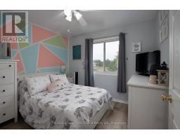 35 HYDE ROAD - 18