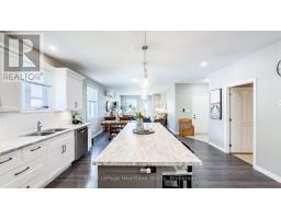 59 LOUISA STREET - 23