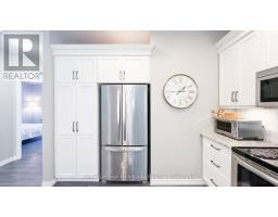 59 LOUISA STREET - 25