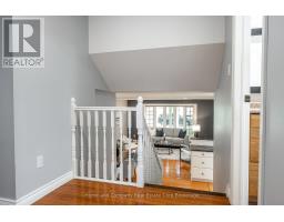 8 MURRAY HILL ROAD - 19