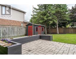 8 MURRAY HILL ROAD - 32