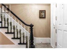 188 WELLINGTON STREET - 23