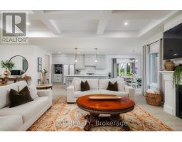 41 GILMER CRESCENT - 11