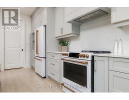 41 GILMER CRESCENT - 8