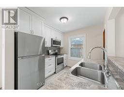 245 HARTWOOD AVENUE - 15