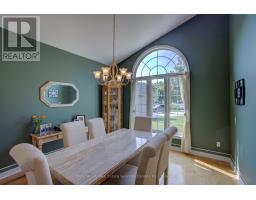 10 OAKWOOD COURT - 16