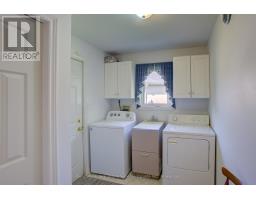 10 OAKWOOD COURT - 23