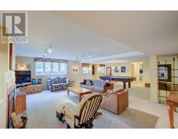 10 OAKWOOD COURT - 27