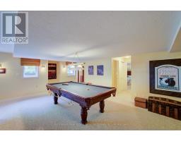 10 OAKWOOD COURT - 31