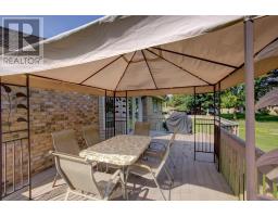 10 OAKWOOD COURT - 39