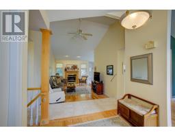 10 OAKWOOD COURT - 4
