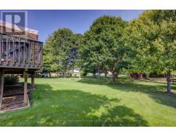 10 OAKWOOD COURT - 42
