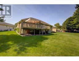 10 OAKWOOD COURT - 43