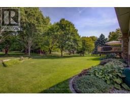 10 OAKWOOD COURT - 46