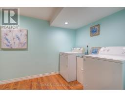 137 DUFFERIN STREET - 23