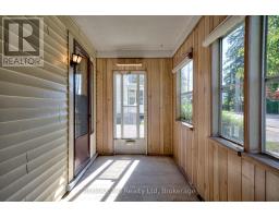 137 DUFFERIN STREET - 3
