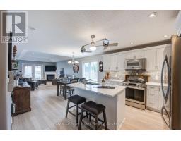 41 EDISON STREET - 14