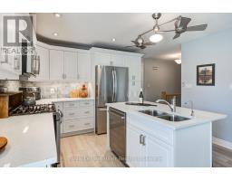 41 EDISON STREET - 16