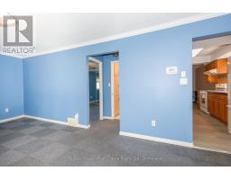 39 PORTIA BOULEVARD - 12