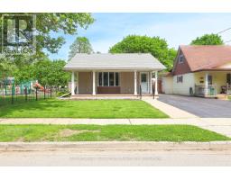 39 PORTIA BOULEVARD - 2