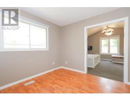 39 PORTIA BOULEVARD - 23