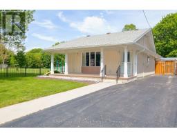 39 PORTIA BOULEVARD - 3