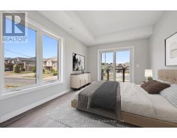 34 - 10 SOUTH CREEK DRIVE - 11