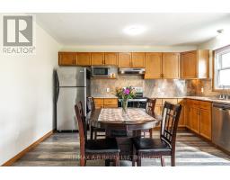 65 PARKHAVEN CRESCENT - 13