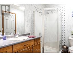 65 PARKHAVEN CRESCENT - 24