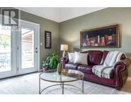 47 GREGORY CRESCENT - 20