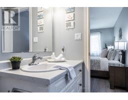 47 GREGORY CRESCENT - 28