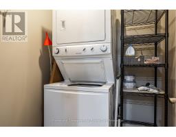 47 GREGORY CRESCENT - 31