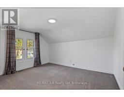 853 QUEENS AVENUE - 21