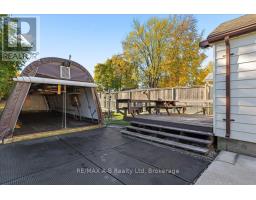 853 QUEENS AVENUE - 27