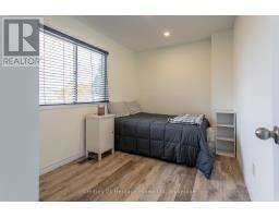 28 ANDERSON STREET - 22