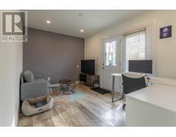 28 ANDERSON STREET - 25