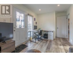 28 ANDERSON STREET - 26