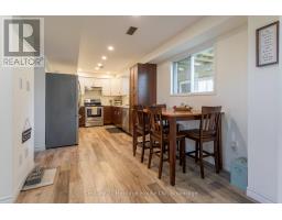 28 ANDERSON STREET - 8